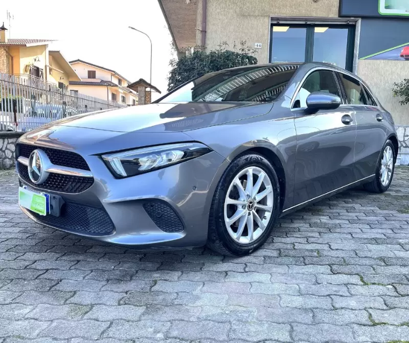 Mercedes-Benz A180 2019