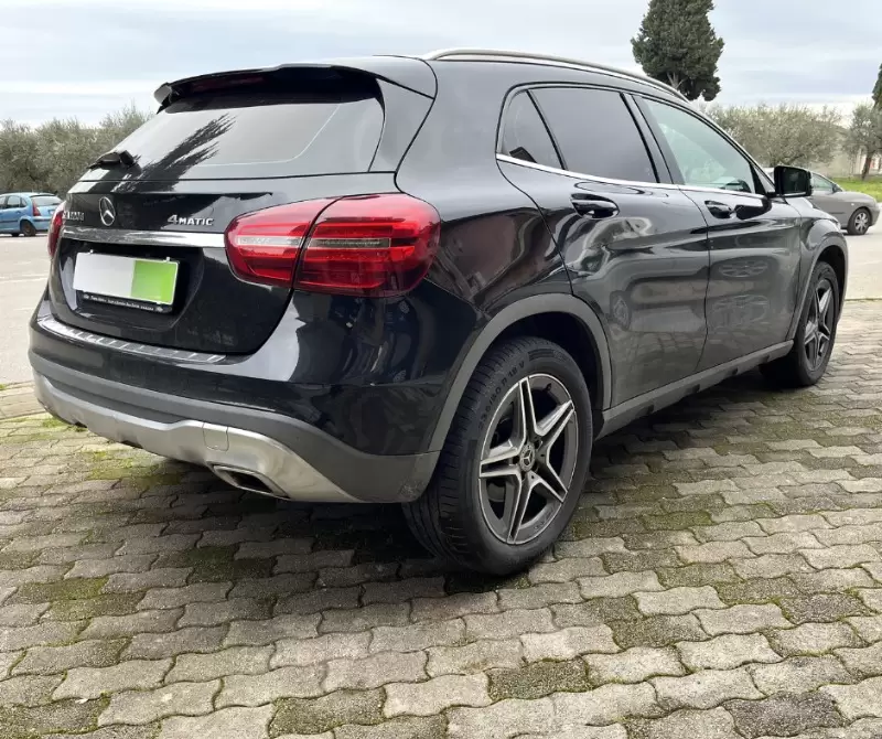 Mercedes-Benz GLA 220 d 2017