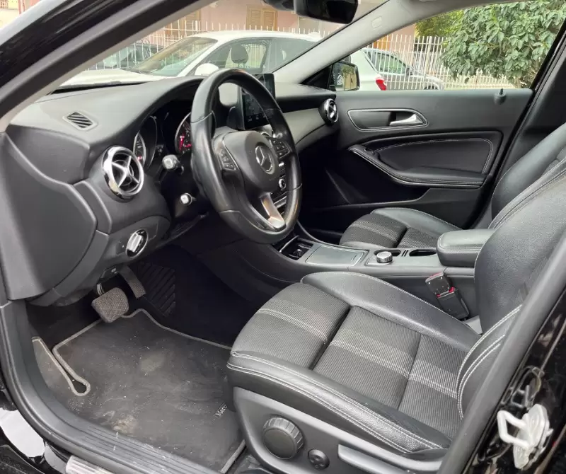 Mercedes-Benz GLA 220 d 2017