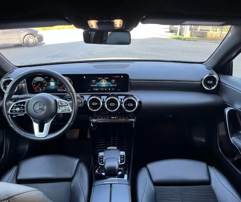 Mercedes-Benz A180 2019